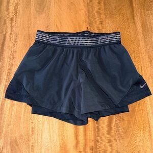 Nike Women’s FLX 2‑in‑1 Woven Training Shorts Size Small Black